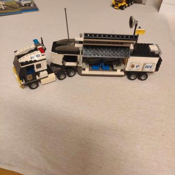 Retro Lego Bewakingsvrachtwagen 7034 beschikbaar voor biedingen
