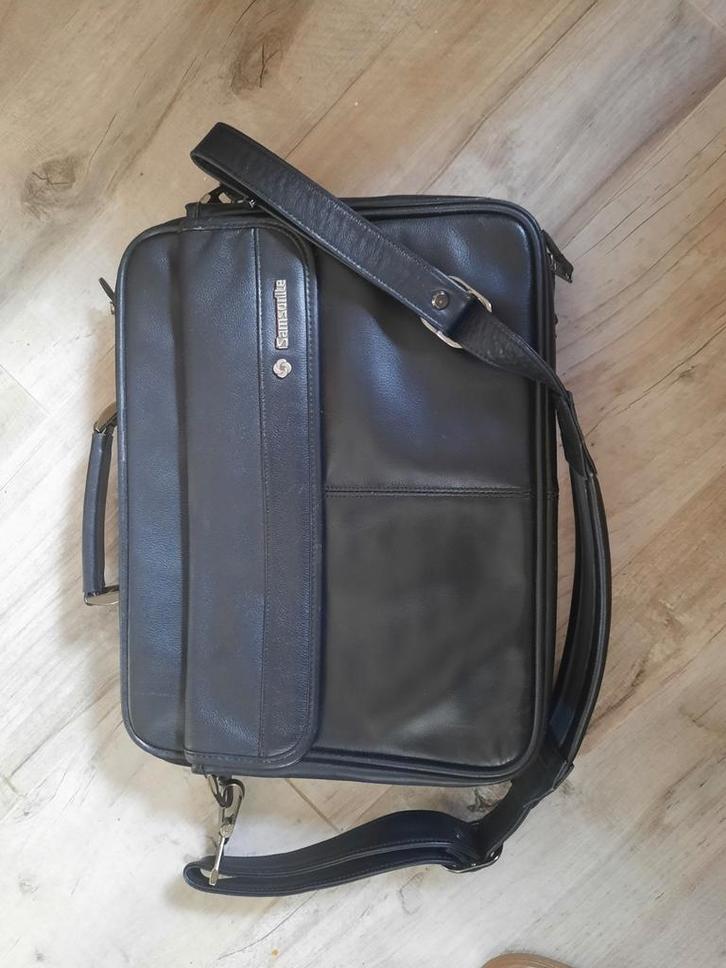 Samsonite Laptoptas Echt Leder 39x30cm, Sieraden, Tassen en Uiterlijk, Tassen | Rugtassen, Zo goed als nieuw, Overige merken, 25 tot 40 cm