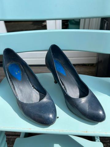 Blauw pumps / schoenen, maat 40 beschikbaar voor biedingen