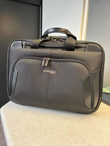 Nauwelijks gebruikte  Samsonite  reis/vlieg laptop tas beschikbaar voor biedingen