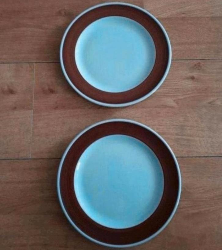 Twee Borden Royal Mosa Holland, Huis en Inrichting, Keuken | Servies, Zo goed als nieuw, Bord(en), Overige stijlen, Ophalen of Verzenden