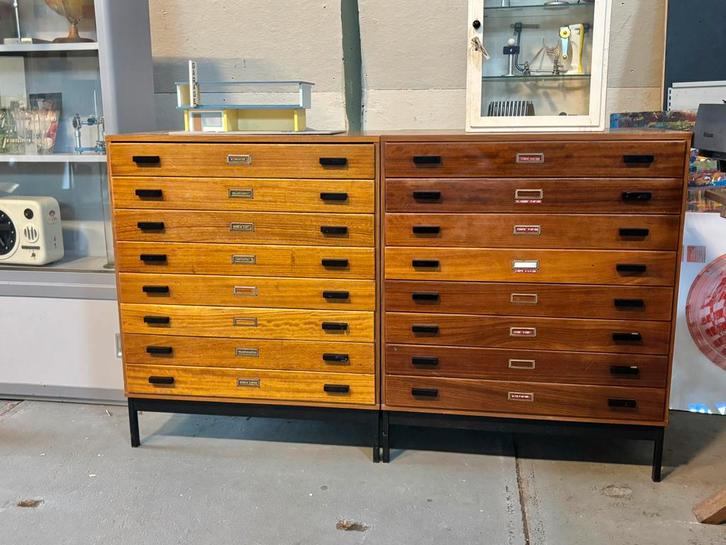 Vintage houten papierkast, Huis en Inrichting, Kasten | Ladekasten, Gebruikt, 100 tot 150 cm, 50 tot 100 cm, 50 tot 75 cm, 5 laden of meer