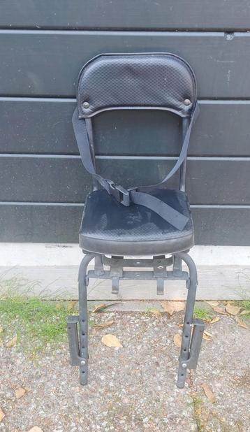 fiets kinderstoeltje beschikbaar voor biedingen