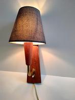 Wandlampje, leuk vintage jaren 70, Gebruikt, Hout, Ophalen of Verzenden, X