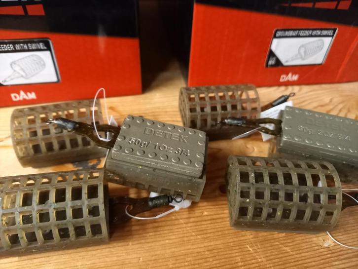 50+80 grams GROUNDBAIT Feeders...totaal 80 stuks...nieuw!, Watersport en Boten, Hengelsport | Witvissen, Nieuw, Overige typen