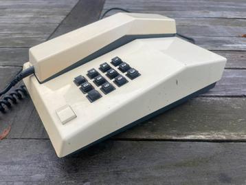Vintage Druktoets Telefoon (PTT Unifoon) beschikbaar voor biedingen