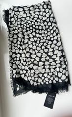Saint Laurent sjaal hartjes 90 x 90 cm cashmere, Kleding | Dames, Mutsen, Sjaals en Handschoenen, Ophalen of Verzenden, Sjaal