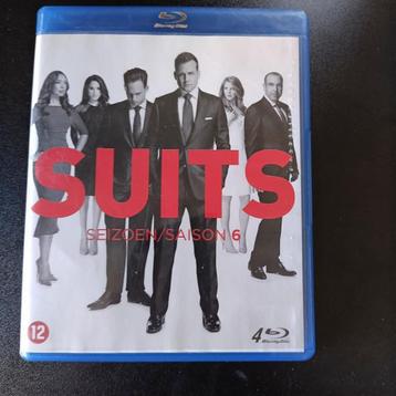 A3) Suits - seizoen 6 beschikbaar voor biedingen