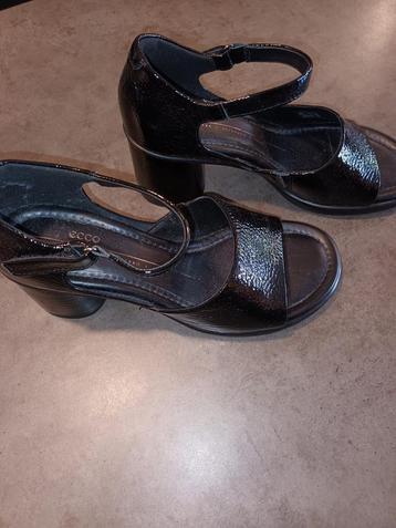 Als nieuw! Ecco Sculpted Sandal LX55 maat 39 beschikbaar voor biedingen