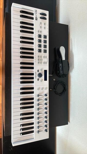 Arturia keylab essential 61 midi keyboard & Sustain pedal beschikbaar voor biedingen