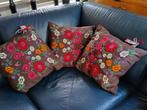 3 Nieuwe Lodsh Kussens met Bloemen, Ophalen of Verzenden, Nieuw, Bruin, Vierkant