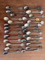 Verzameling 24 Vintage Souvenir Lepels, Antiek en Kunst, Ophalen of Verzenden