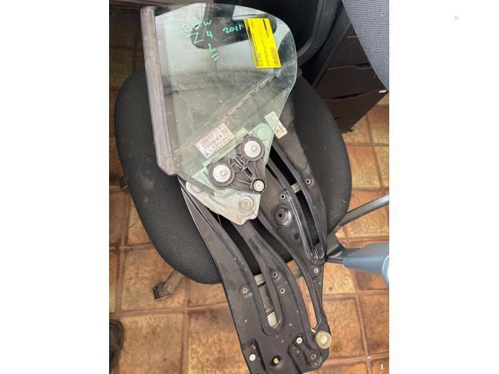 Ruitmechaniek 2Deurs links-achter van een BMW Z4, Auto-onderdelen, Ruiten en Toebehoren, BMW, Gebruikt, 3 maanden garantie