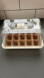 Nieuw kunststof kas met aarden, zaadjes en vakverdeling, Tuin en Terras, Kweekspullen, Ophalen of Verzenden, Nieuw, Kweekbak