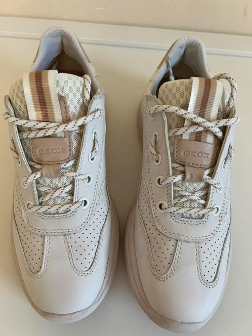 Dames Sneakers GEOX Respira maat 38, Kleding | Dames, Schoenen, Zo goed als nieuw, Sneakers of Gympen, Beige, Ophalen of Verzenden