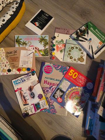 Creatief Hobby Pakket: Schilderen, Kleuren, Traceren! beschikbaar voor biedingen