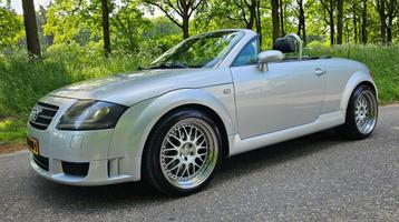 Audi TT Roadster 1.8 5V Turbo Quattro Xenon Leder interier beschikbaar voor biedingen