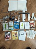 Zeer complete Nintendo Wii incl spellen,controller etc, Ophalen of Verzenden, Zo goed als nieuw, Met 2 controllers, Met games