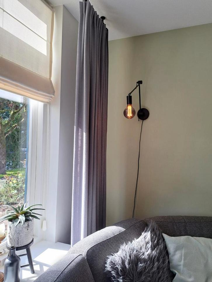 Zwarte wandlamp met knikarm, Huis en Inrichting, Lampen | Wandlampen, Zo goed als nieuw, Metaal, Ophalen of Verzenden