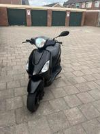 Piaggo fly, Ophalen, Piaggio, Zo goed als nieuw, Benzine