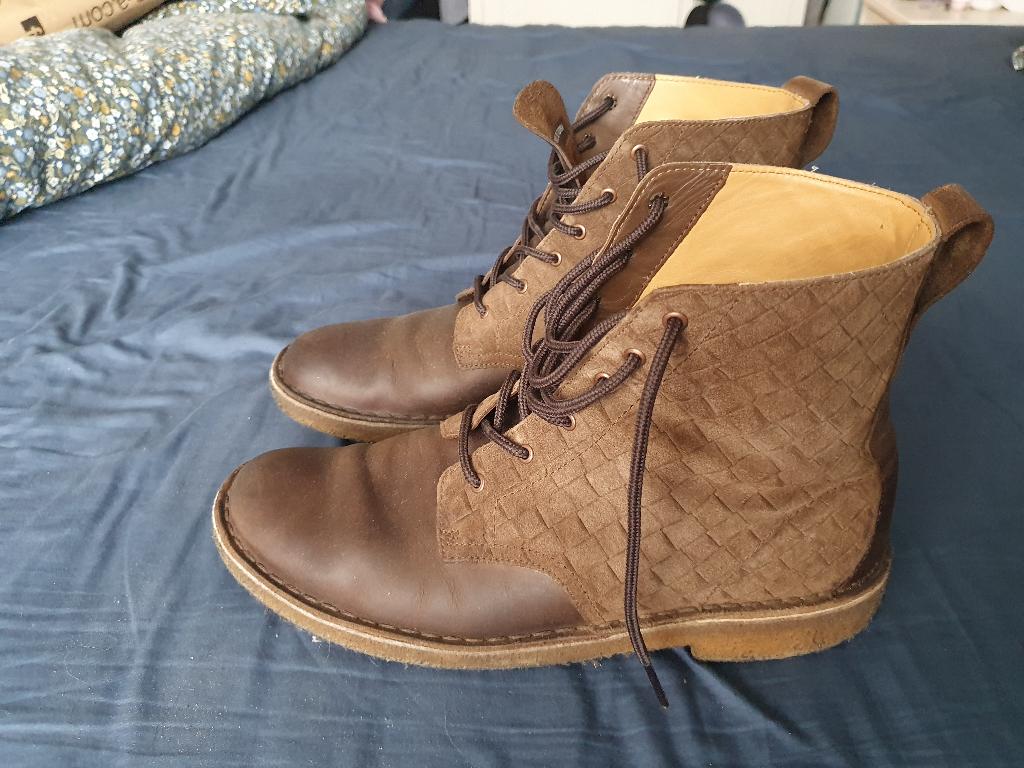 Clarks Originals desert boots leer bruin mt 42 ZGAN, Bruin, Boots, Clarks, Ophalen of Verzenden