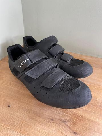 Te koop mooie fietschoenen mer van Rysel beschikbaar voor biedingen