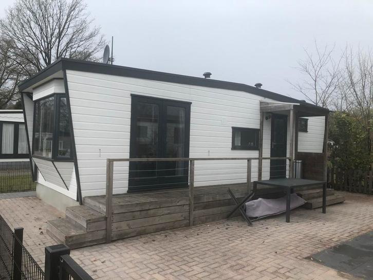 Mooie chalet zonder staanplaats, Caravans en Kamperen, Stacaravans, tot en met 2, Ophalen
