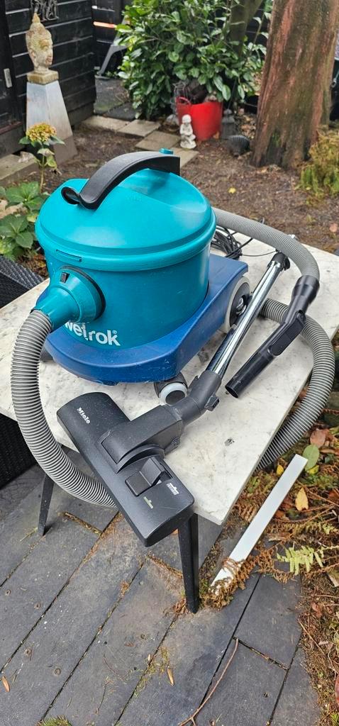 Wetrok Monovak 6. Professionele stofzuiger., Witgoed en Apparatuur, Stofzuigers, Gebruikt, 1200 tot 1600 watt, Stofzak, Ophalen of Verzenden