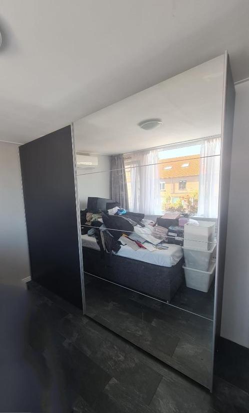 Grote kledingkast met spiegel 270cm. Leveren en monteren mgl, Huis en Inrichting, Kasten | Kledingkasten, Gebruikt, 200 cm of meer