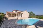 Schitterende Villa vlakbij Middellandse Zee, 4 of meer slaapkamers, Dorp, Open haard, Languedoc-Roussillon