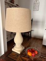 Prachtige lamp met kap, Huis en Inrichting, Lampen | Tafellampen, Ophalen of Verzenden, Zo goed als nieuw, 50 tot 75 cm