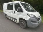 Peugeot Boxer 330 2.0 BlueHDI L1H1 Premium Pack DC 6P 2017, Voorwielaandrijving, Parkeersensor, Gebruikt, Euro 6