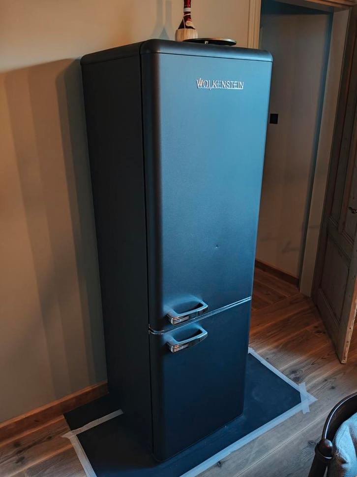 Wolkenstein koelkast, Witgoed en Apparatuur, Koelkasten en IJskasten, Zo goed als nieuw, Met vriesvak, 200 liter of meer, 160 cm of meer