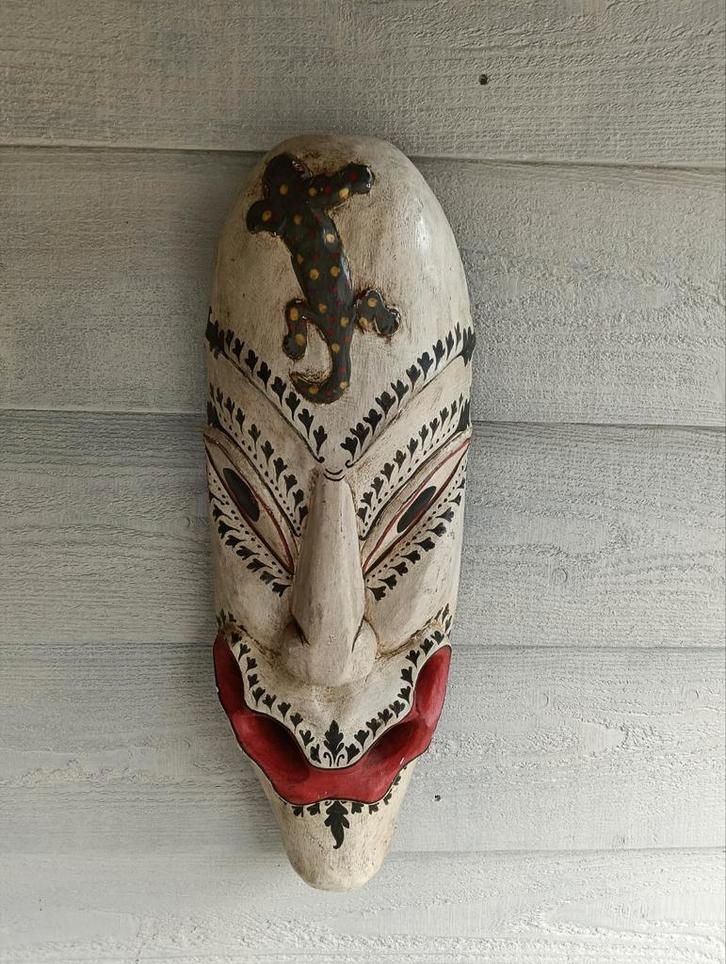 Houten Masker met Hagedis - Handgemaakt, Antiek en Kunst, Kunst | Beelden en Houtsnijwerken, Ophalen