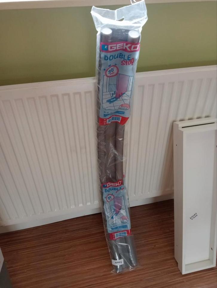 Geko Double Stop Deurstopper Nieuw in Verpakking, Huis en Inrichting, Woonaccessoires | Deurstoppers, Nieuw, Binnen, Ophalen of Verzenden