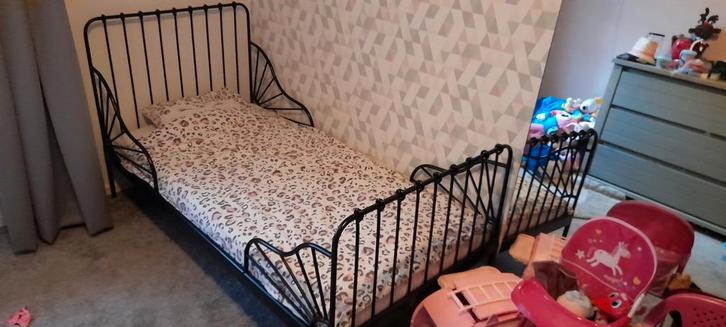 Ikea meegroeibed met of zonder matras, Kinderen en Baby's, Kinderkamer | Bedden, 180 cm of meer, 70 tot 85 cm, Matras, Ophalen