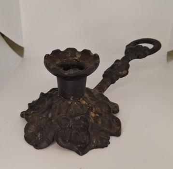 Vintage hand kandelaar. beschikbaar voor biedingen