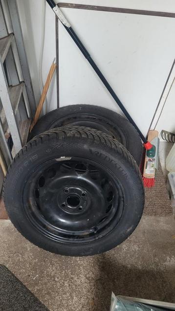 3x Vredestein Winterbanden 165/55R15 beschikbaar voor biedingen
