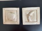 2 x aardewerk plaquette / muurdecoratie. Fruit appel banaan, Ophalen
