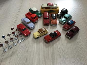 Leuke verzameling Dinky Toys beschikbaar voor biedingen