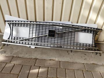 grille volvo 140 beschikbaar voor biedingen