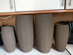 4 Bruine Bloempotten - Verschillende Maten, Ophalen, Gebruikt, Rond, 30 tot 60 cm