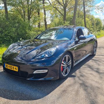 Porsche Panamera 4.8 Turbo 4 PDK 2011 Zwart mooie luxe auto