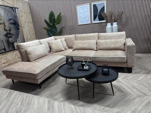 ZGAN Velvet Velours Hoekbank - Beige - 285 x 225 - 6 mnd Oud, Huis en Inrichting, Banken | Bankstellen, Zo goed als nieuw, Hoekbank