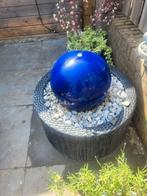 Blauwe bol fontein compleet, Tuin en Terras, Waterpartijen en Fonteinen, Zo goed als nieuw, Ophalen, Fontein