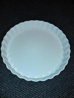 Mooie stenen quiche ovenschaal., Ophalen of Verzenden, Overige stijlen, Aardewerk, Schaal of Schalen