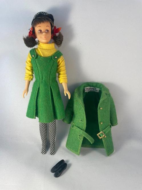 Skooter Mattel 1965 in outfit #1922 Town Togs compleet, Verzamelen, Poppen, Zo goed als nieuw, Pop, Ophalen of Verzenden