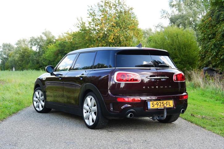 Mini Clubman 2.0 192pk Aut 2016 Rood, Auto's, Mini, Particulier, Clubman, ABS, Achteruitrijcamera, Airbags, Airconditioning, Bluetooth