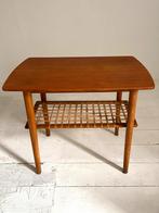 Deense Vintage Bijzettafel Teak & Rattan, Huis en Inrichting, Tafels | Bijzettafels, Minder dan 55 cm, Nvt, Rechthoekig, Nvt