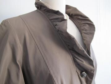 LUXE blazer met vrouwelijke details in pracht stof mt 44/46 beschikbaar voor biedingen